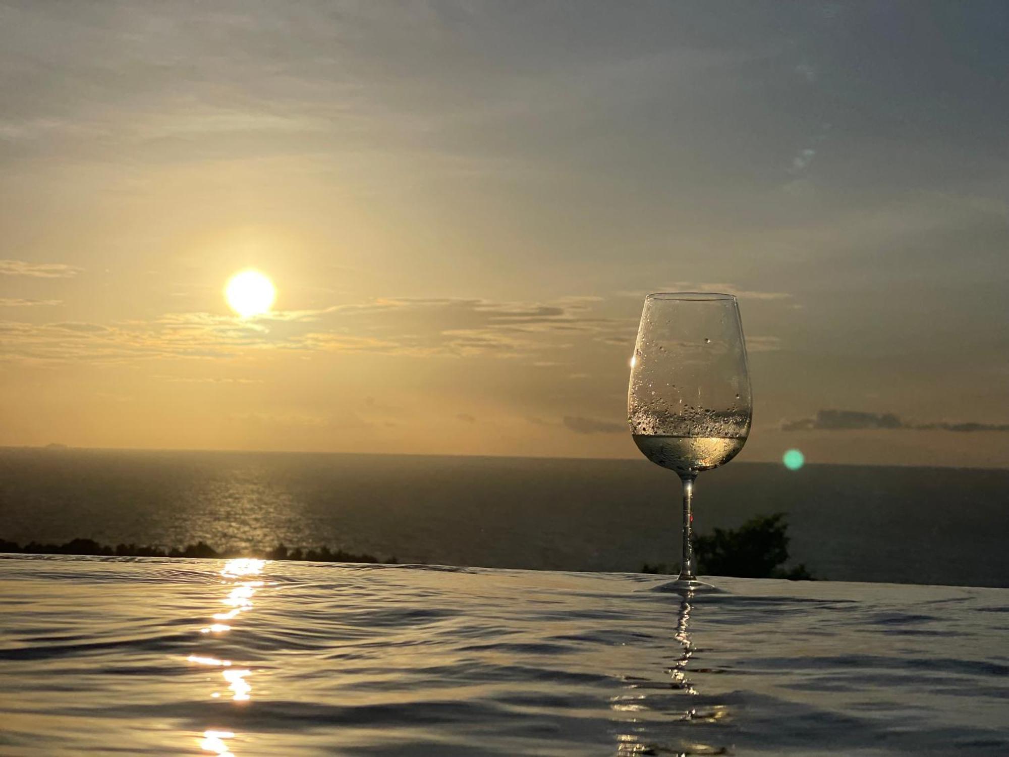 Infinity Villa Salad Beach Exterior foto